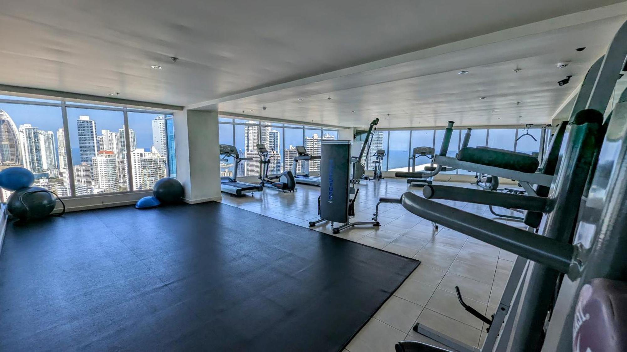Yc 3602 L Apartamento 2Br En Av Balboa Panama City Exteriör bild