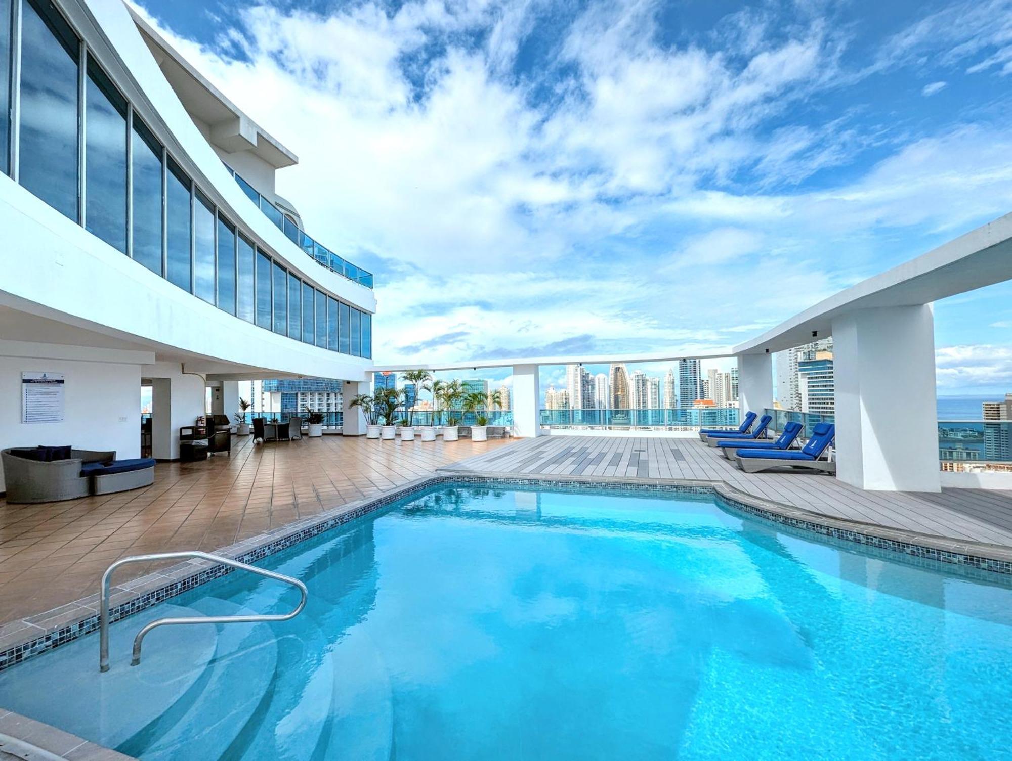 Yc 3602 L Apartamento 2Br En Av Balboa Panama City Exteriör bild